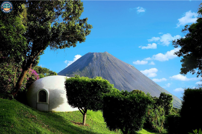 camping at santa ana volcano