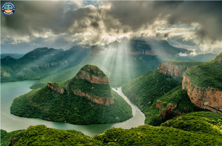  Blyde River Canyon is one of famous landmarks in south africa